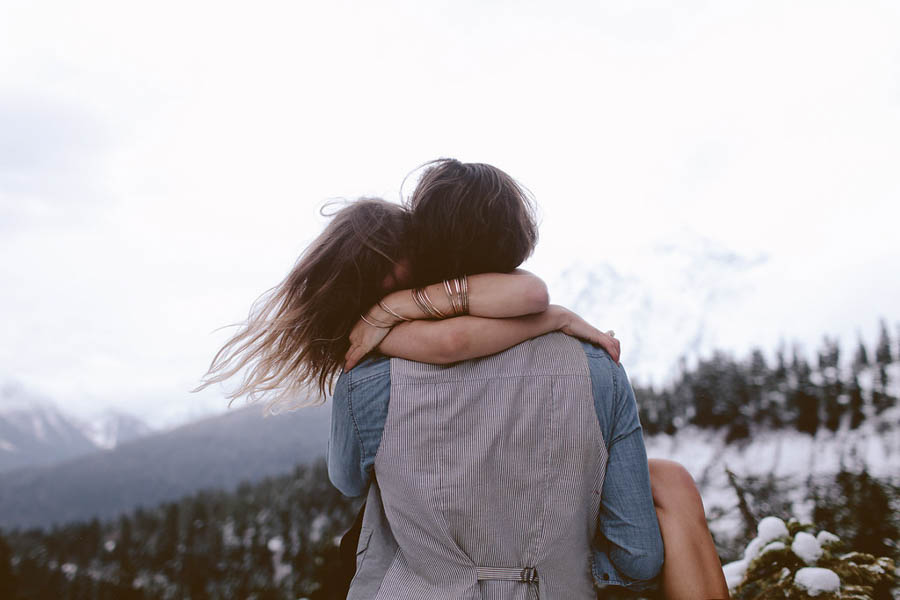 Snowy-Couple-Session-at-Mt-Baker-Alexandra-Celia-13