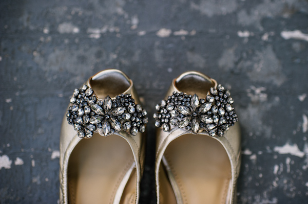 West Virginia countryside estate with photos by The Oberports | via junebugweddings.com West Virginia countryside estate with photos by The Oberports | via junebugweddings.com