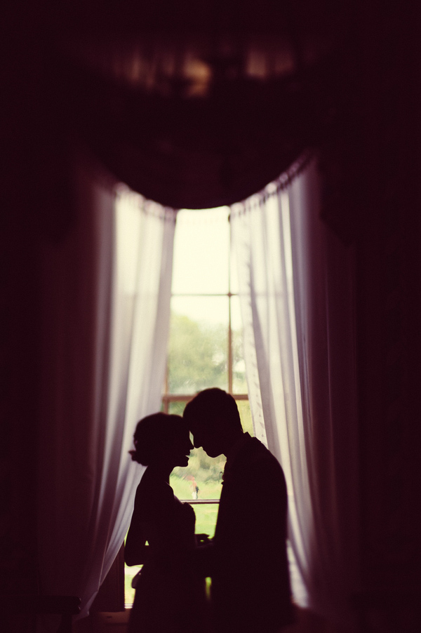 laid-back summer wedding with photos by Amanda Marie Studios | via junebugweddings.com laid-back summer wedding with photos by Amanda Marie Studios | via junebugweddings.com