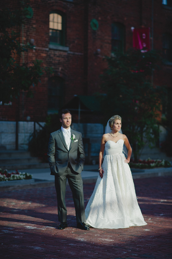 romantic wedding portrait, photo by Aron Goss | via junebugweddings.com romantic wedding portrait, photo by Aron Goss | via junebugweddings.com