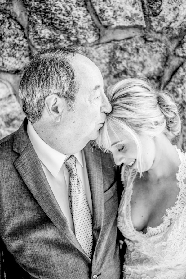 wedding at Private Estate in Big Sur, California, photos by Mott Visuals Wedding | via junebugweddings.com wedding at Private Estate in Big Sur, California, photos by Mott Visuals Wedding | via junebugweddings.com