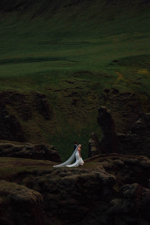 Boldly-Romantic-Icelandic-Elopement-in-the-Fjaorargljufur-Canyon-Nicole-Ashley-Photography-29