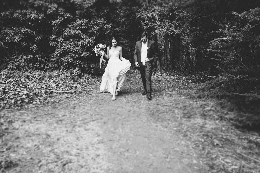 Sentimental-Cottage-Wedding-Monarch-Cove-Inn-Julie-Pepin-7